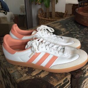 Samba Sneakers